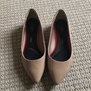 Rockport Total Motion pointed toe flats
